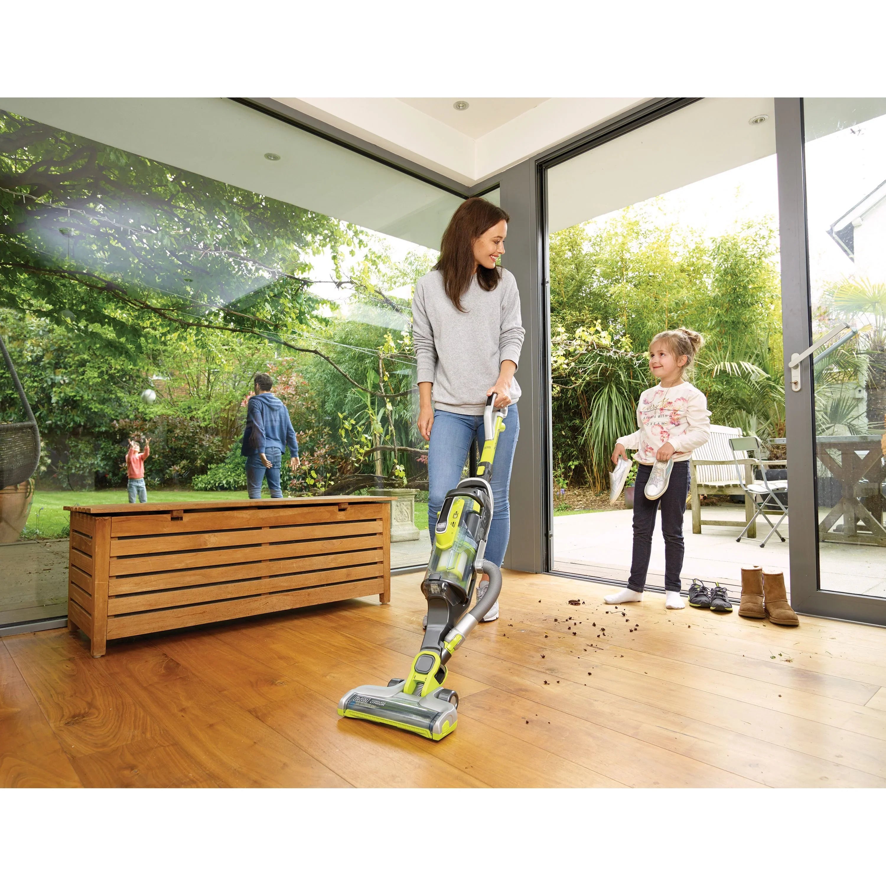 Black & Decker HCUA525JA Cordless 2in1 Anti-Allergen Vacuum