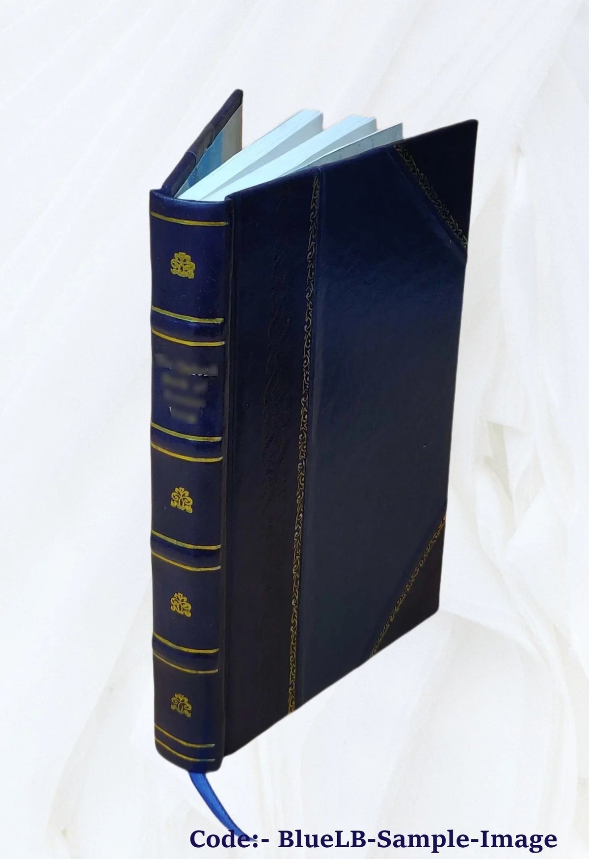 A new treatise on chess / by George Walker. 1841 [Leather Bound]