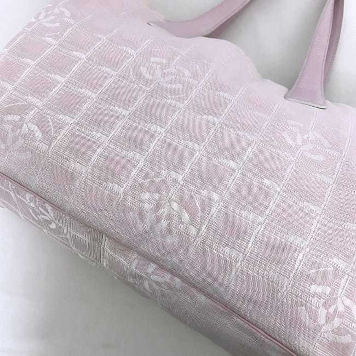 Pre-Owned Chanel MM Pink New Line A15991 Nylon Leather 8216800 CHANEL Coco Mark Tra Ladies (Good)