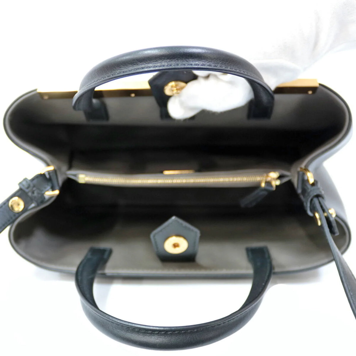 Pre-Owned FENDI Shoulder Bag Handbag Toujour Black Ladies (Good)