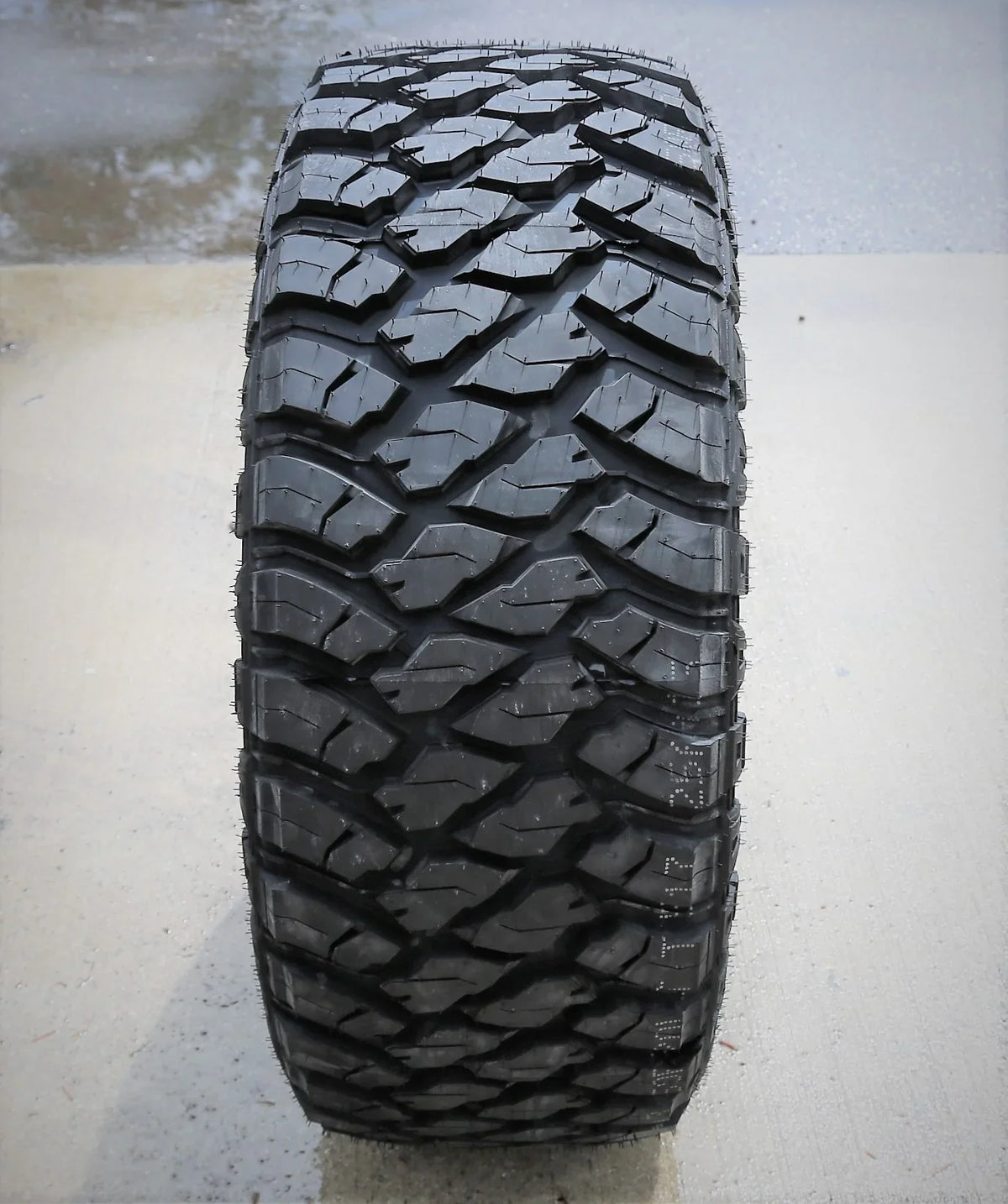 Atlander Roverclaw M/T I LT 305/70R17 Load E 10 Ply MT Mud Tire